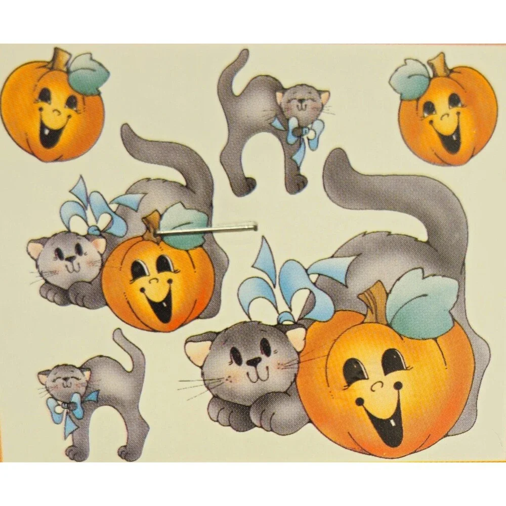 Vintage 1990 Daisy Kingdom Iron-On Transfer Black Cat 6443